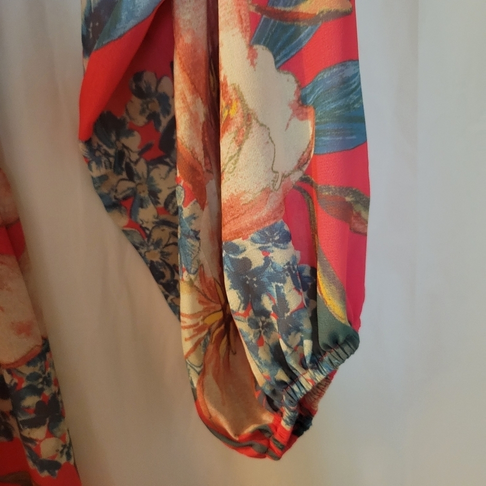 Ladies Small Floral Dress - Picture 6 of 7